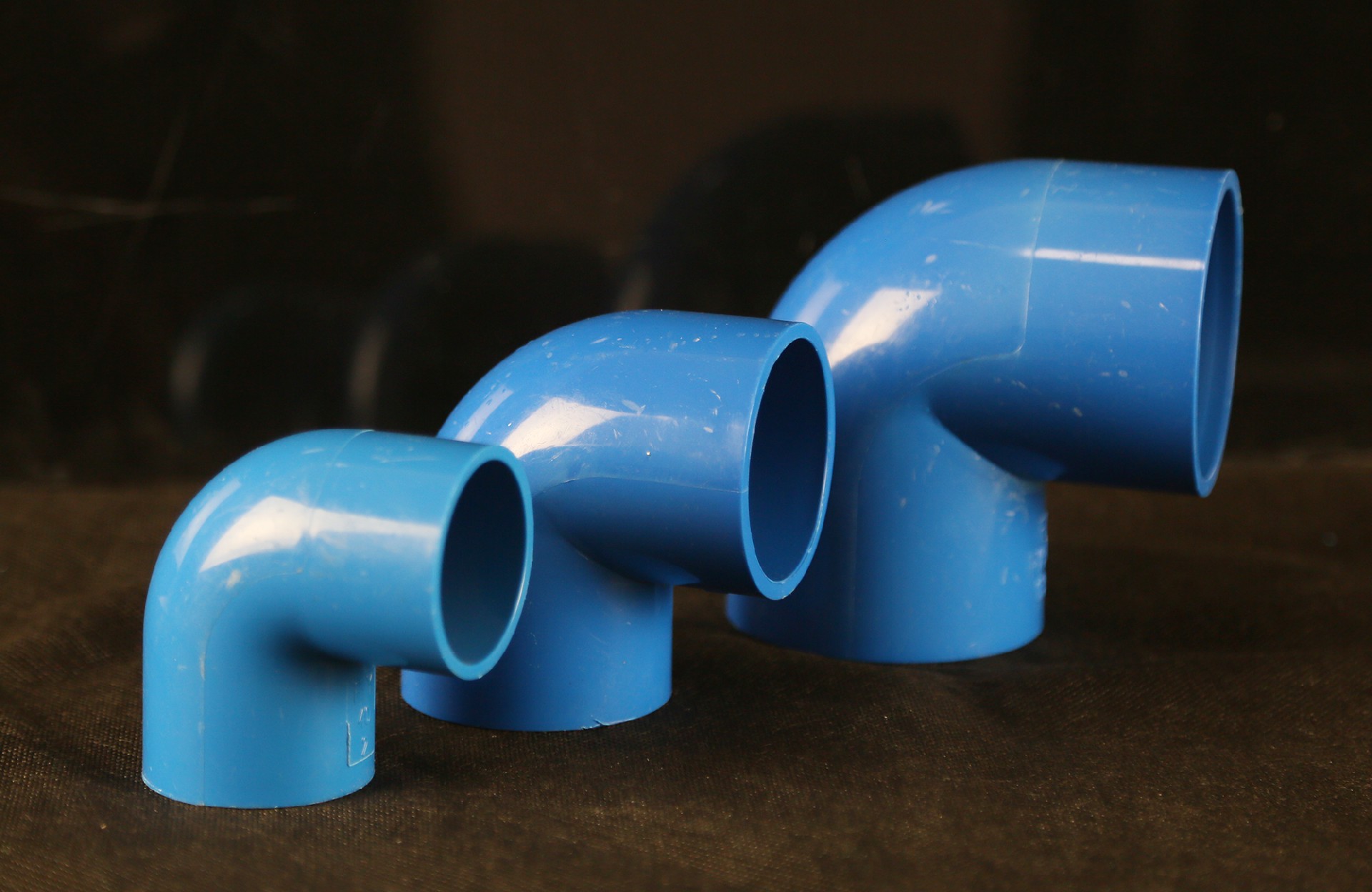 藍(lán)色給水彎頭